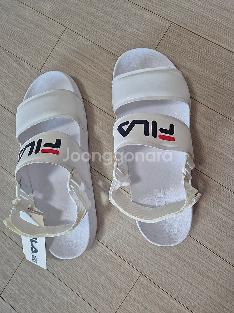 쿨거래시 2만5천택포! 새제품 휠라 남성 샌들 사이즈 ...--2