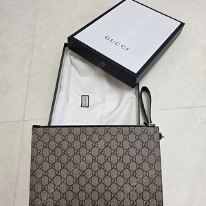 구찌 남성 클러치