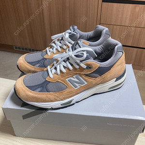 뉴발란스 991 UK 탄 그레이 265 사이즈. 990 992 993
