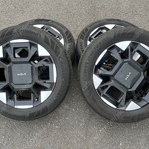 ka4페리 카니발 19인치 휠타이어 판매합니다