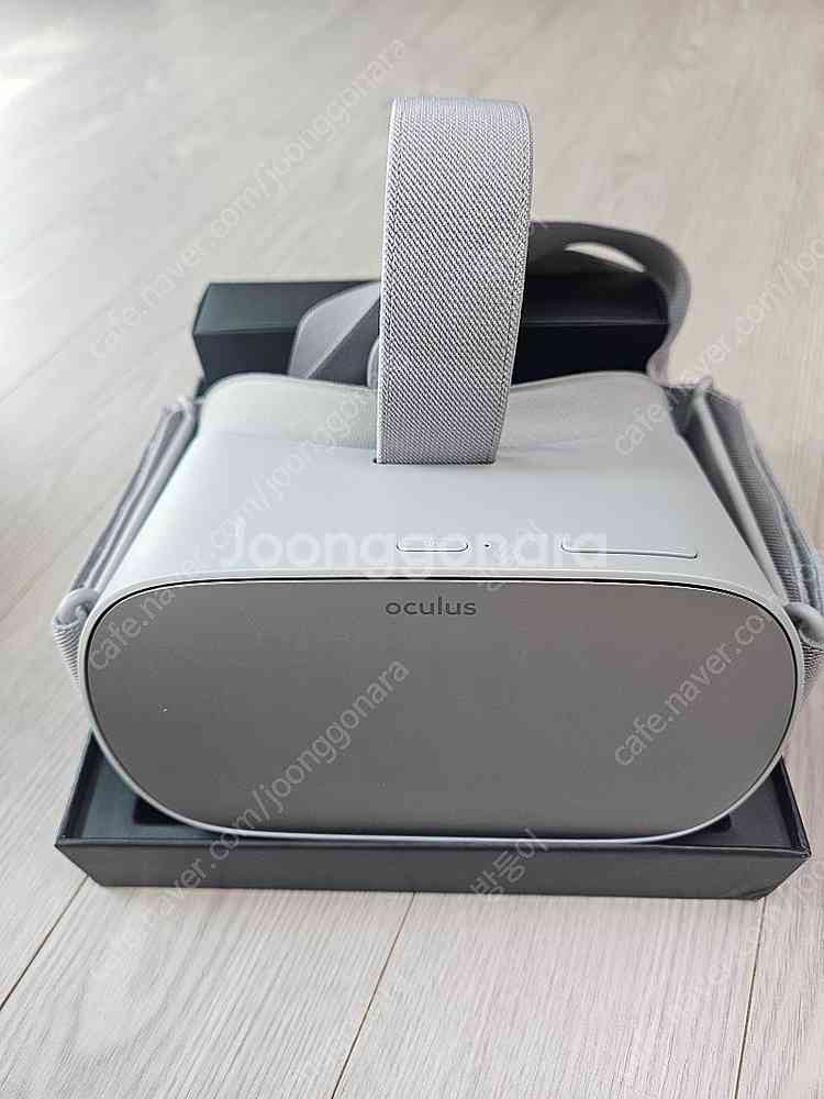 오큘러스 Go VR 헤드셋 판매합니다--0
