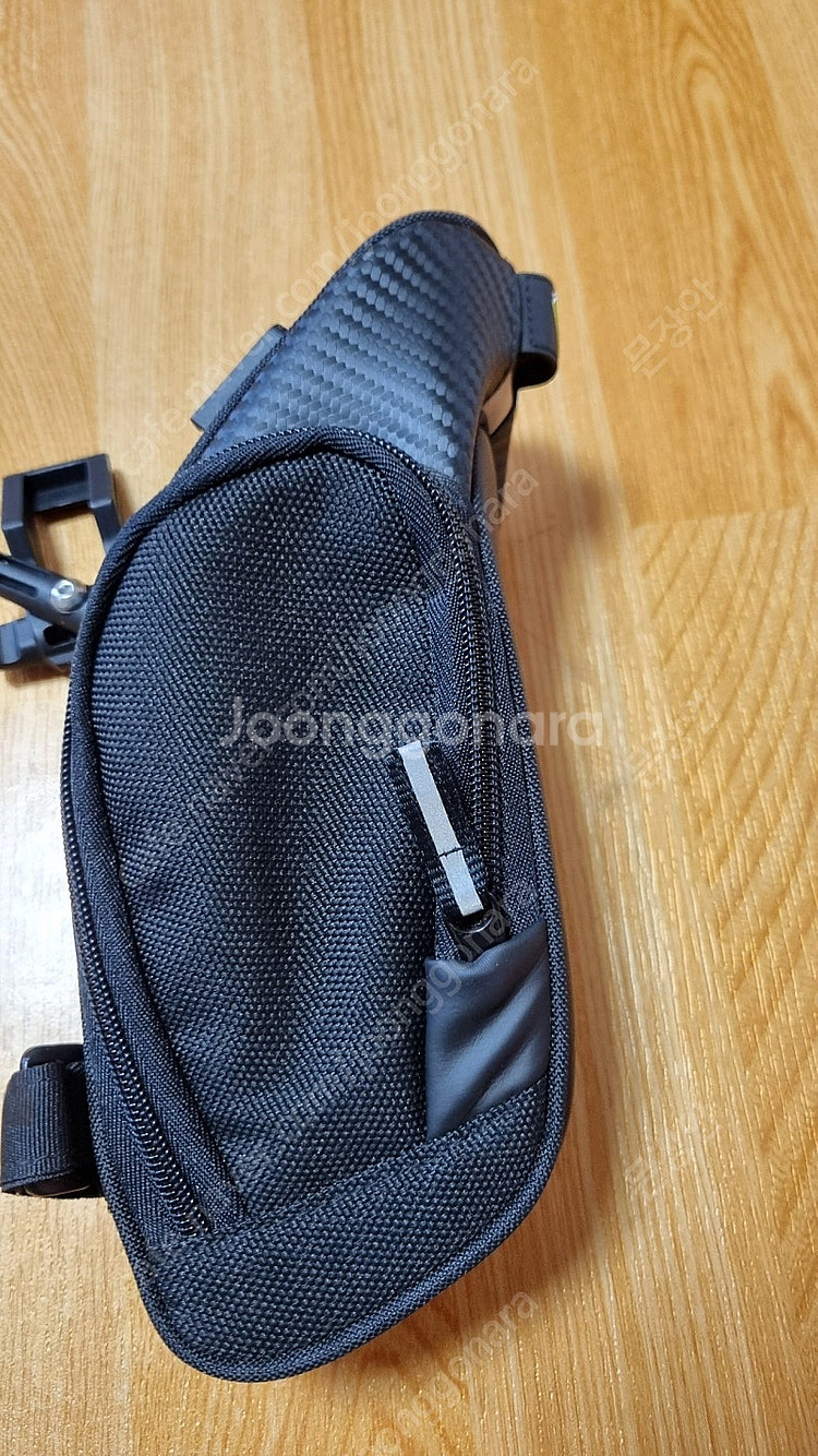 토픽 안장 가방 팝니다. 자전거 안장 가방--3