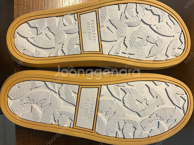 코모레비 뮤지엄 스웨이드 쪼리--1