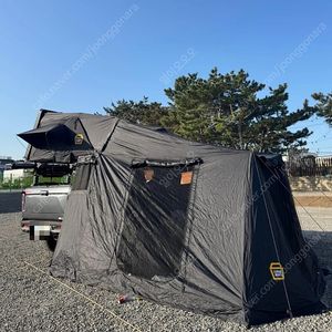 스토리지웍스 더마스터 블랙에디션 루프탑텐트 팝니다