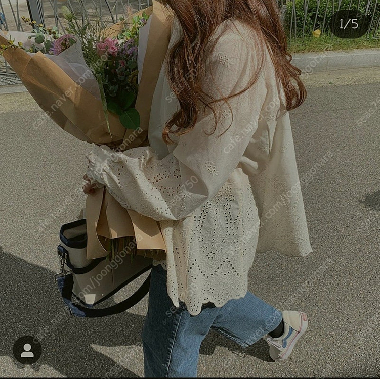 멜라니앤베리 레이스자수펀칭블라우스--2