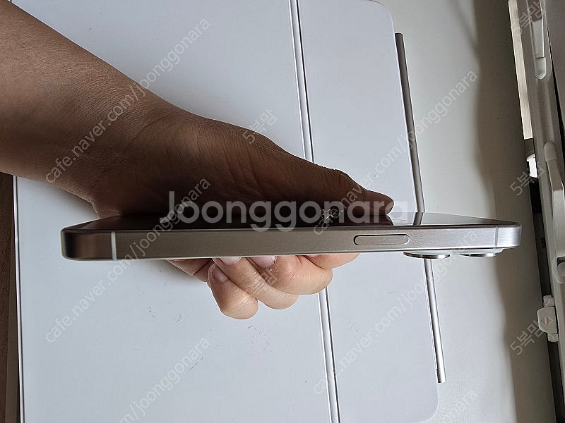 아이폰15프로 256기가 화이트--6