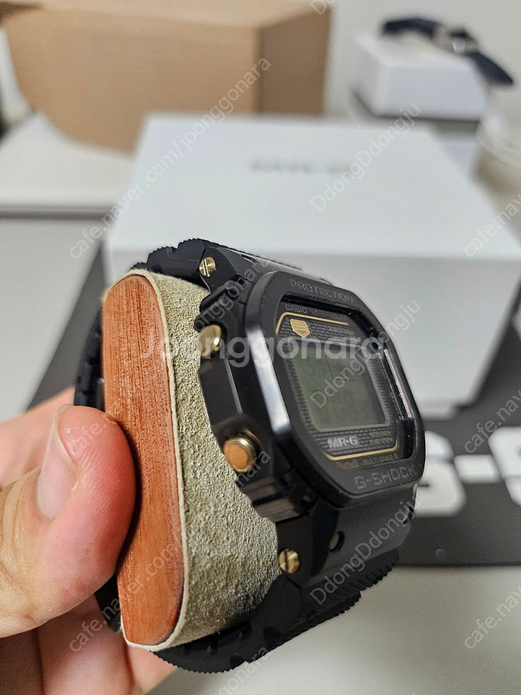 G-SHOCK MRG-B5000R-1DR 판매--3