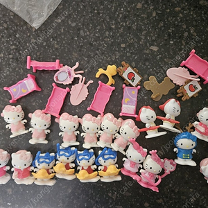 킨더조이 헬로키티