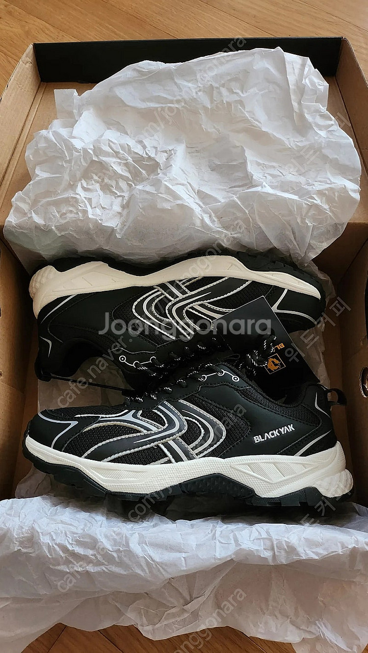 블랙야크 워크웨어 운동화 새상품(사이즈260)--4