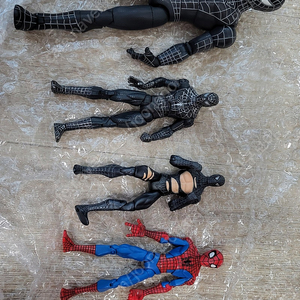 마블레전드토이비즈 스파이더맨 초레어 포함 세트 피