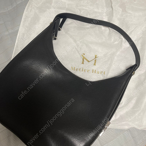 [새상품]메띠에하르 Metier Hart 라운드백 블랙