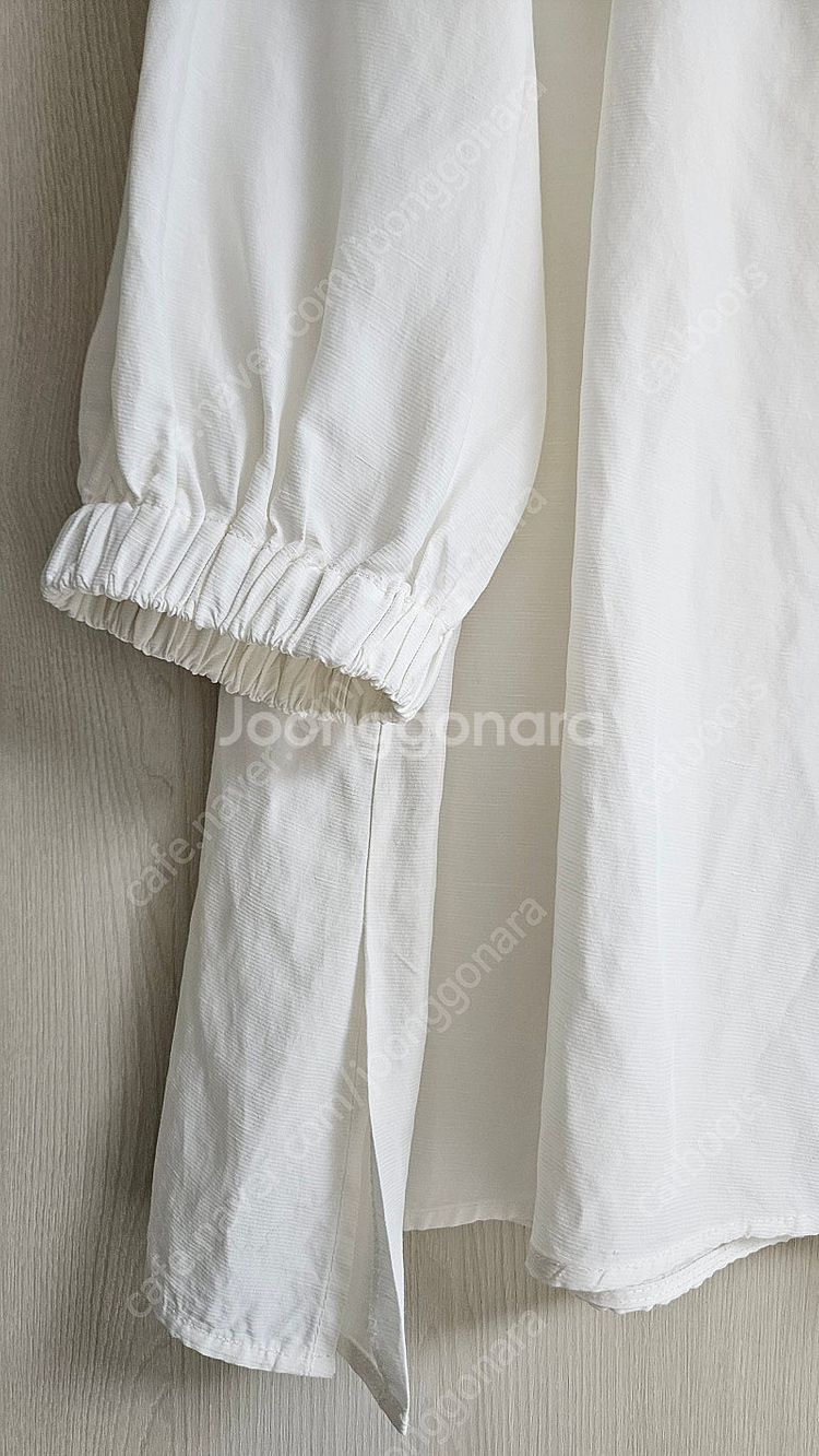 랑방 린넨 블렌드 셔링 탑 오프화이트 66 LC2C5W...--5