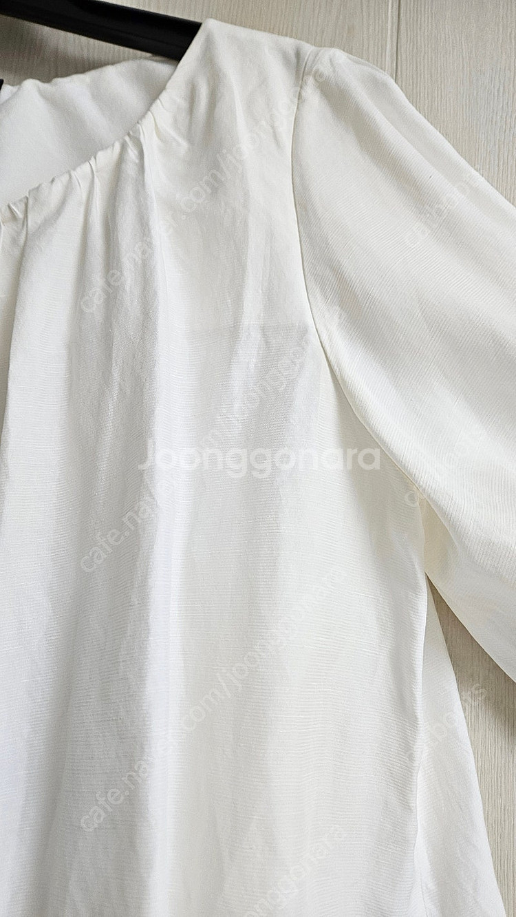 랑방 린넨 블렌드 셔링 탑 오프화이트 66 LC2C5W...--9