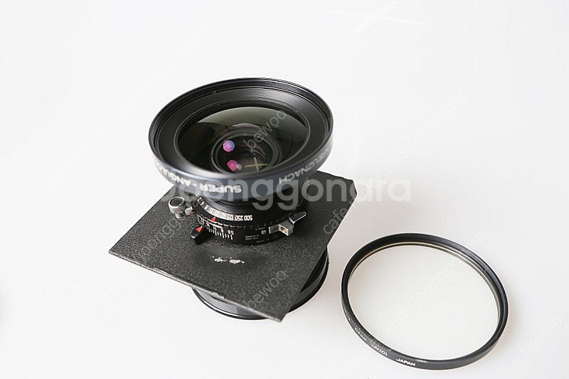 대형 카메라 렌즈 슈퍼앙굴론 90mm F5.6판매합니다--1