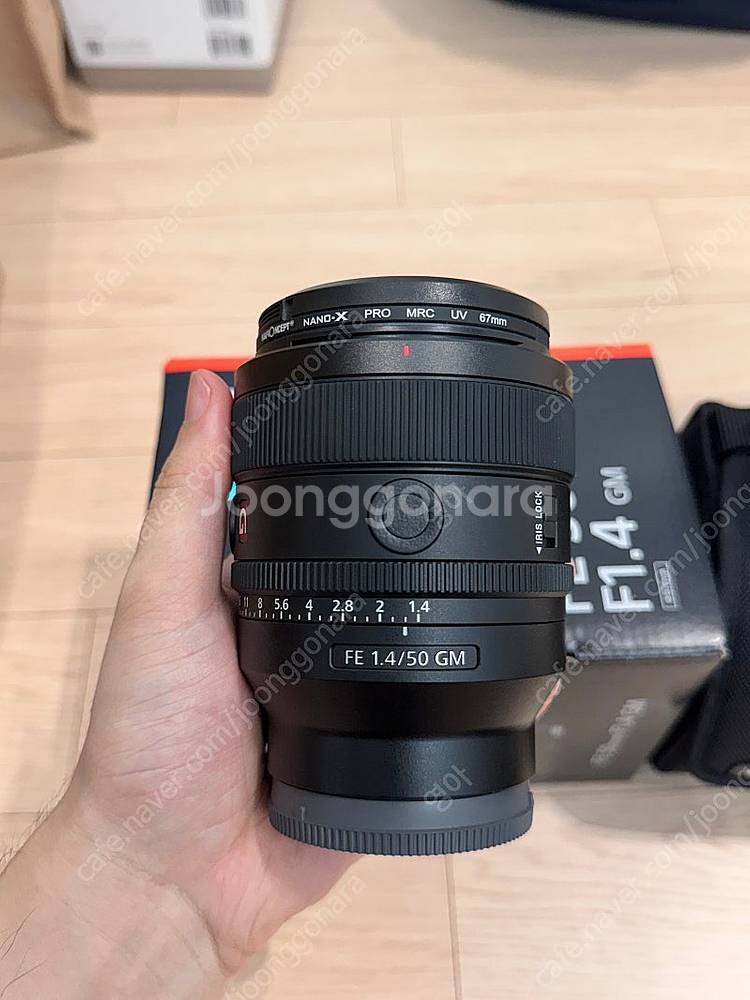 소니 50mm 1.4 50.4gm렌즈 팝니다.--2