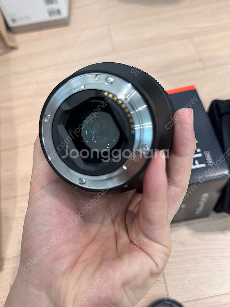 소니 50mm 1.4 50.4gm렌즈 팝니다.--5