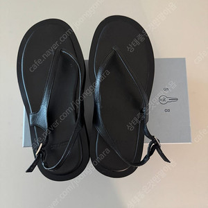 얼바닉30 클라우디 샌들 240