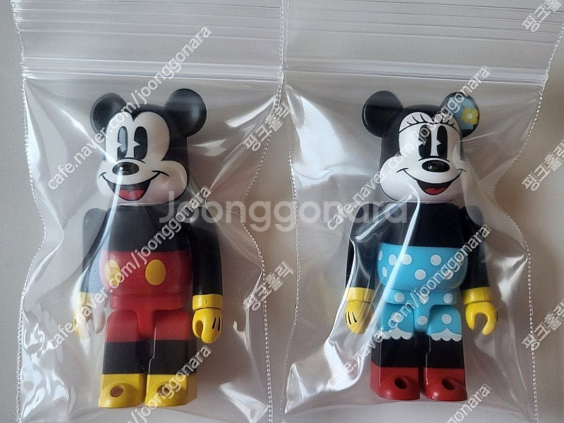 베어브릭 미키미니 2종 세트 판매합니다.--0