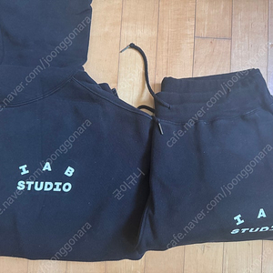 아이앱 블랙 후드, 팬츠 XL 셋업 일괄 판매합니다