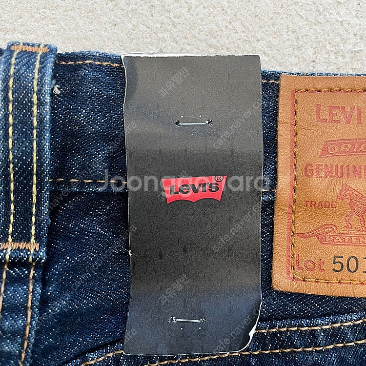 (새상품) 리바이스 501 프리미엄 데님청바지 29X32--6