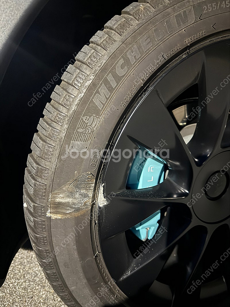 미쉐린 CC2 20인치 타이어 255-45-20--0