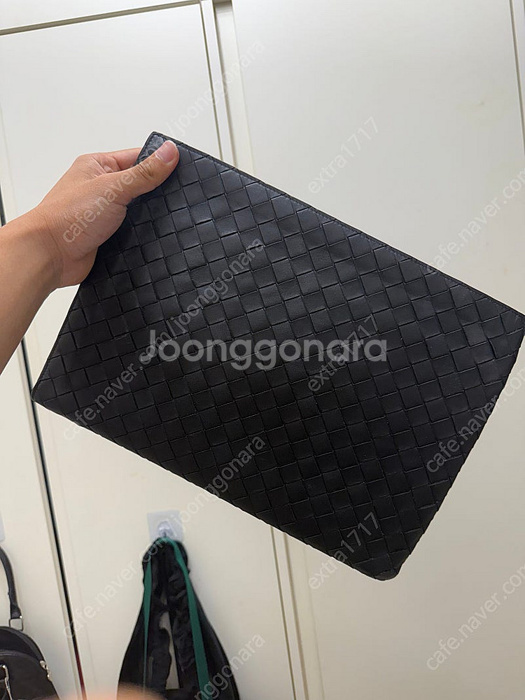 [새상품급,정품] 보테가베네타 인트레치아토 클러치백--1