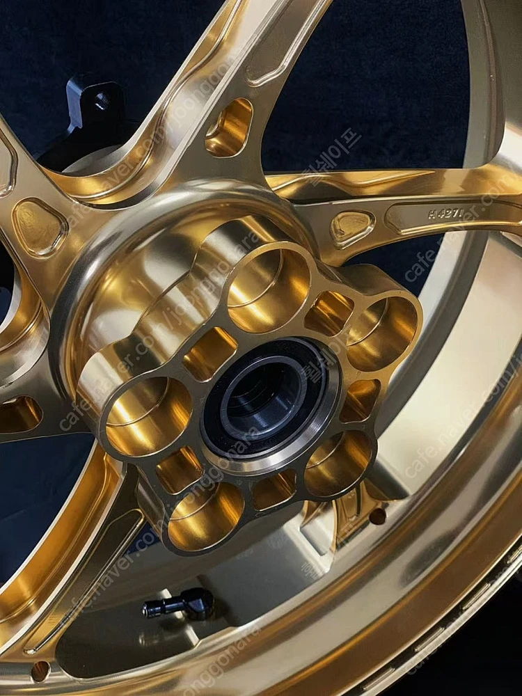 혼다 CBR 650R 오토바이 휠 튜닝파츠 단조휠 판매합니다. 이미지