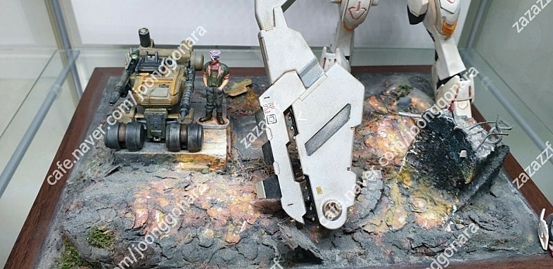 건담 발바토스 디오라마 작가님 웨더링 도색작 판매합니다. 이미지
