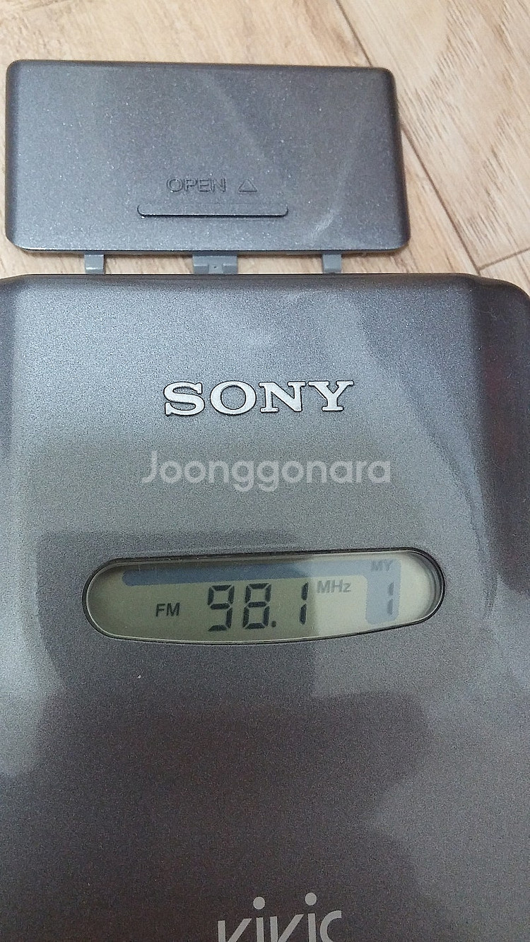 소니 Sony SRF-M900 깨끗한 미니슬림형 FMA...--8