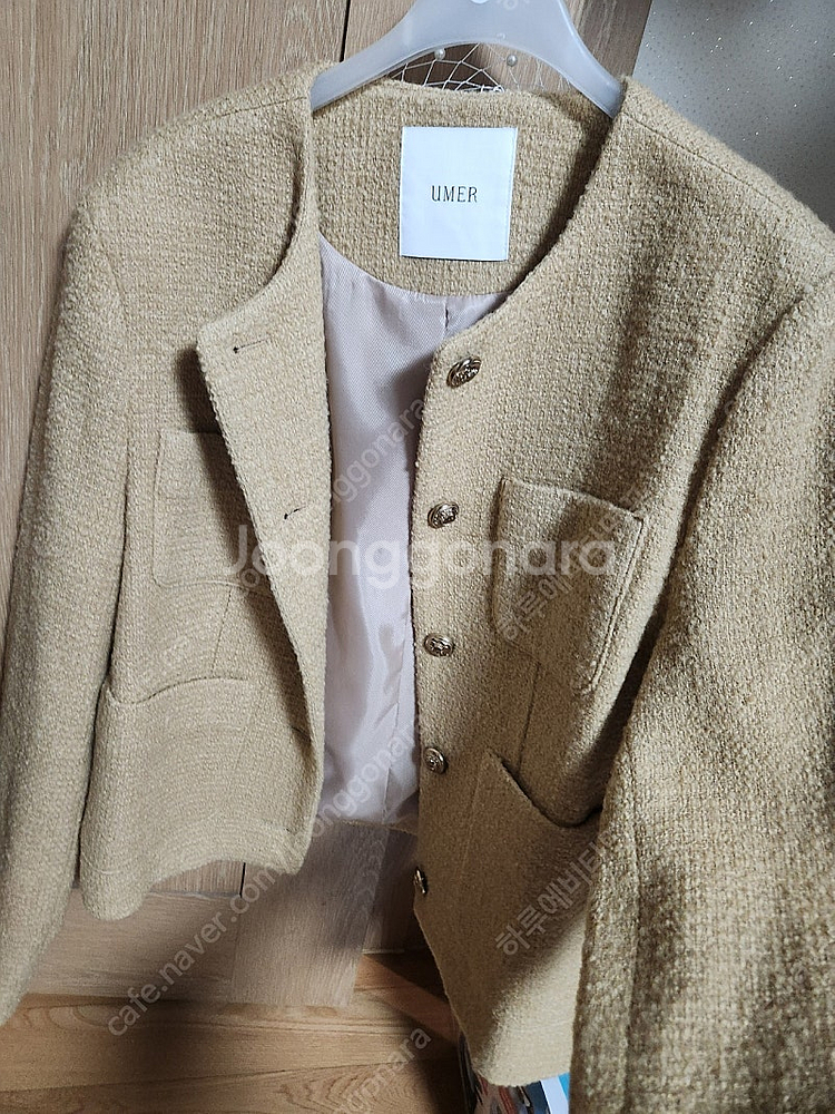 유메르 베른 부클 트위드자켓 팝니다--4