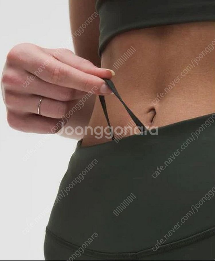 룰루레몬 패스트앤프리 포켓 쇼츠 8--0
