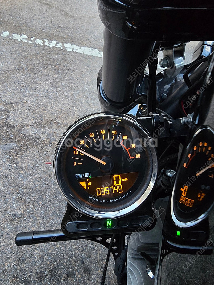 할리 로드스터 xl1200cx--4