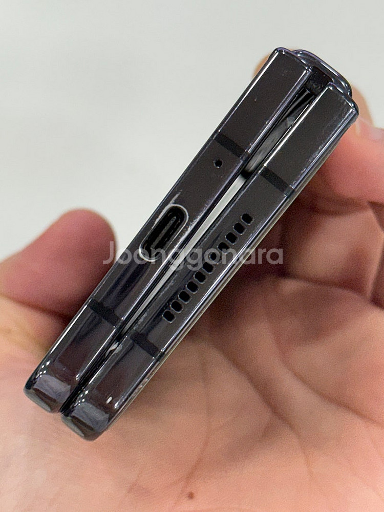 갤럭시Z폴드4 (F936) 팬텀블랙 256GB 35만원...--6