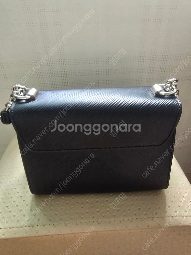루이비통 M80836 블랙에삐 트위스트 숄더백--0