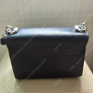 루이비통 M80836 블랙에삐 트위스트 숄더백