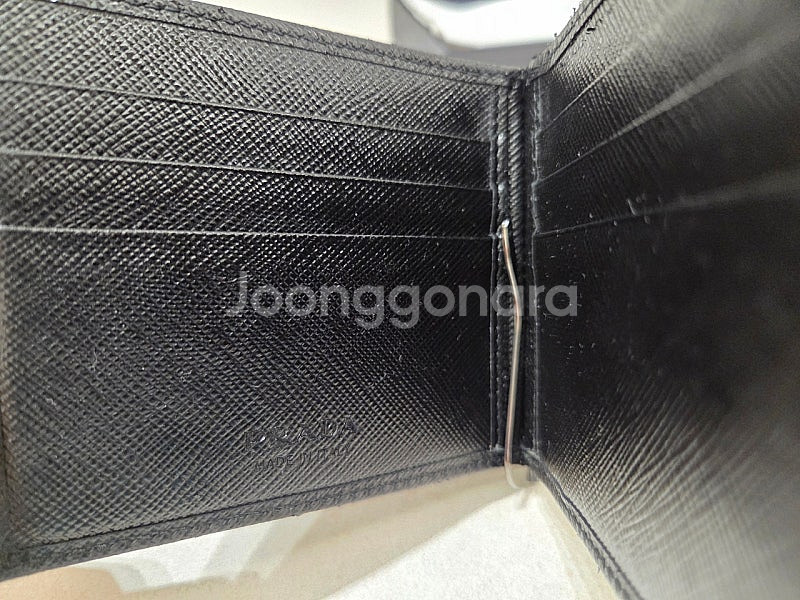 프라다 머니클립 남성 반지갑 정품--6