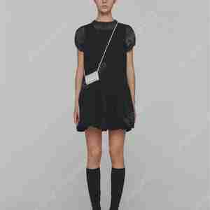 아모멘토 VOLUME MINI DRESS 블랙 0사이즈