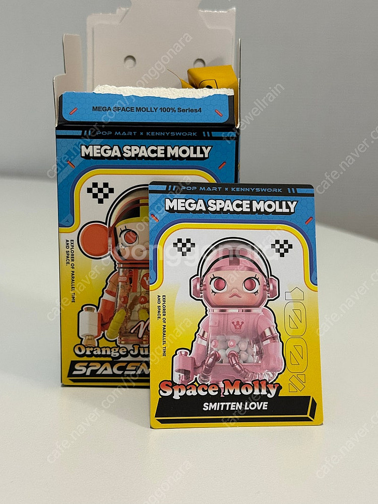 팝마트 몰리 스페이스4--0