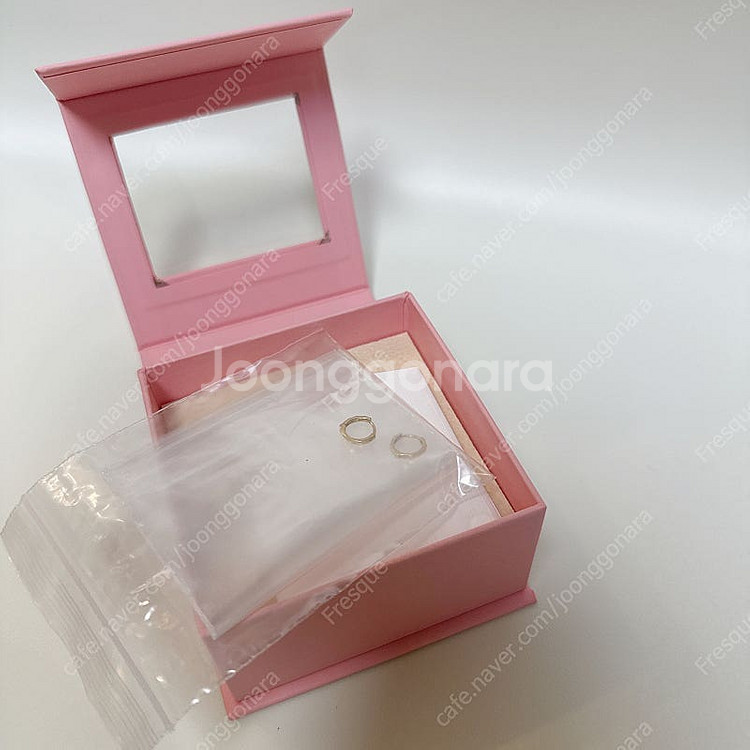 제이에스티나 14k 옐로골드 링귀걸이--7