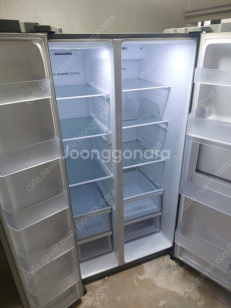 삼성 양문형 냉장고 RS82J60007N 815L--5