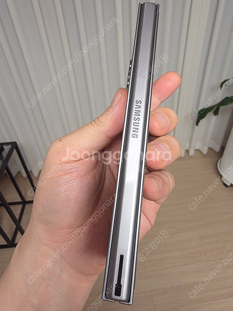 갤럭시Z 폴드6 실버 512GB 자급제 공기기 판매--4