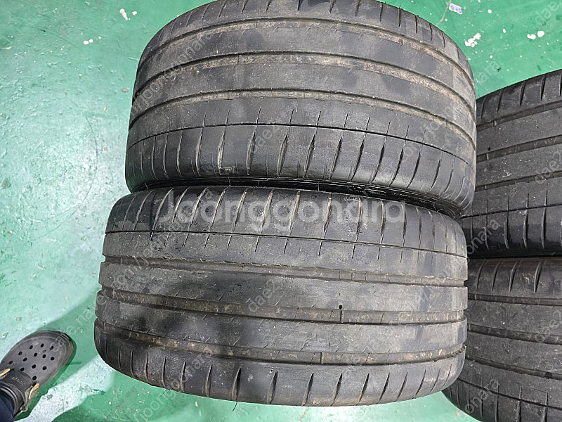 Ps4s 245 35 19 , 305 30 20--1