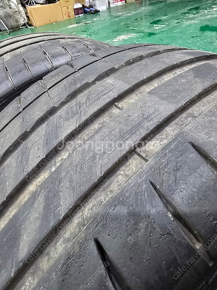 Ps4s 245 35 19 , 305 30 20--4