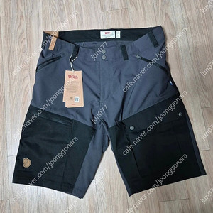피엘라벤 등산용 기능성 반바지. 48사이즈 (32). 새제품 입니다