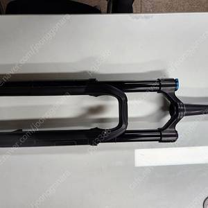 폭스36 프런트샥