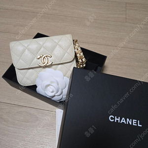 샤넬 미니 캐비어 화이트(정품)