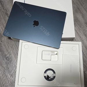 맥북에어 15 M3 16기가램 512SSD 미드나이트