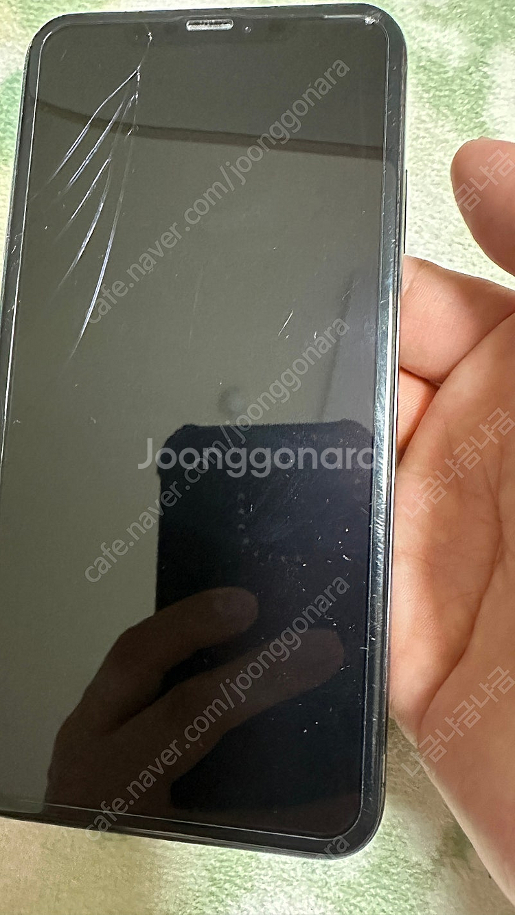 아이폰 xs max 512기가 블랙 팝니다--0