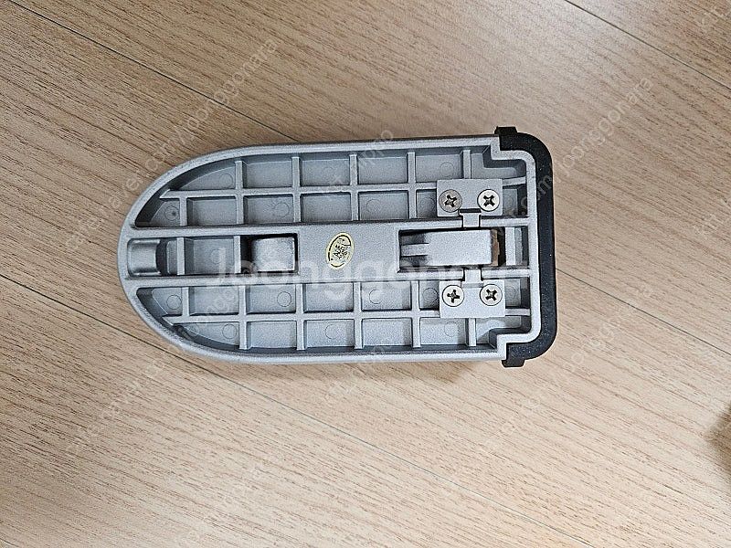 차량 문고리 발판, 끼우는 발받침대, 천장 세차용도 장치 판매합니다.--3