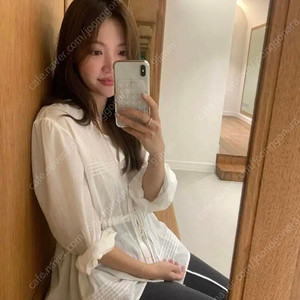 타낫 덴스 스트링 블라우스